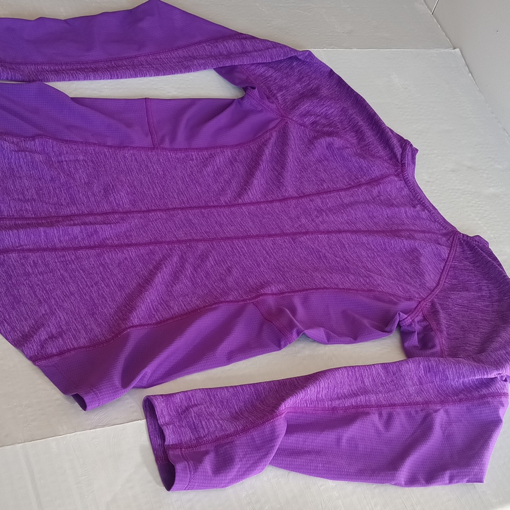 FILA sports golf shirts women's Sz L  Purple Running Workout Athletic Top EUC - Picture 6 of 7